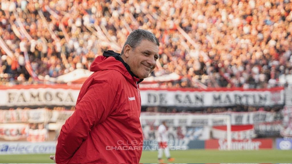 Chacarita va tras el pase a la final por el ascenso