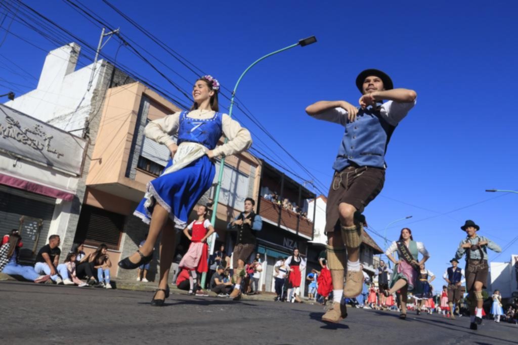 Color y emoción en el cierre de otra edición de la Fiesta del Inmigrante
