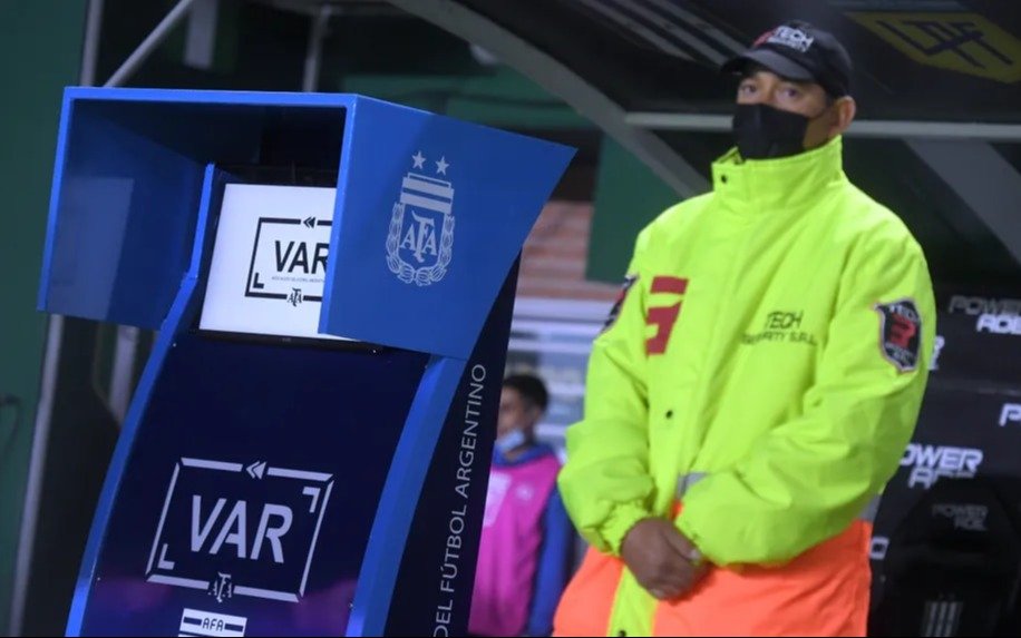 Copa Argentina: la AFA confirmó que habrá VAR en semifinales y la final