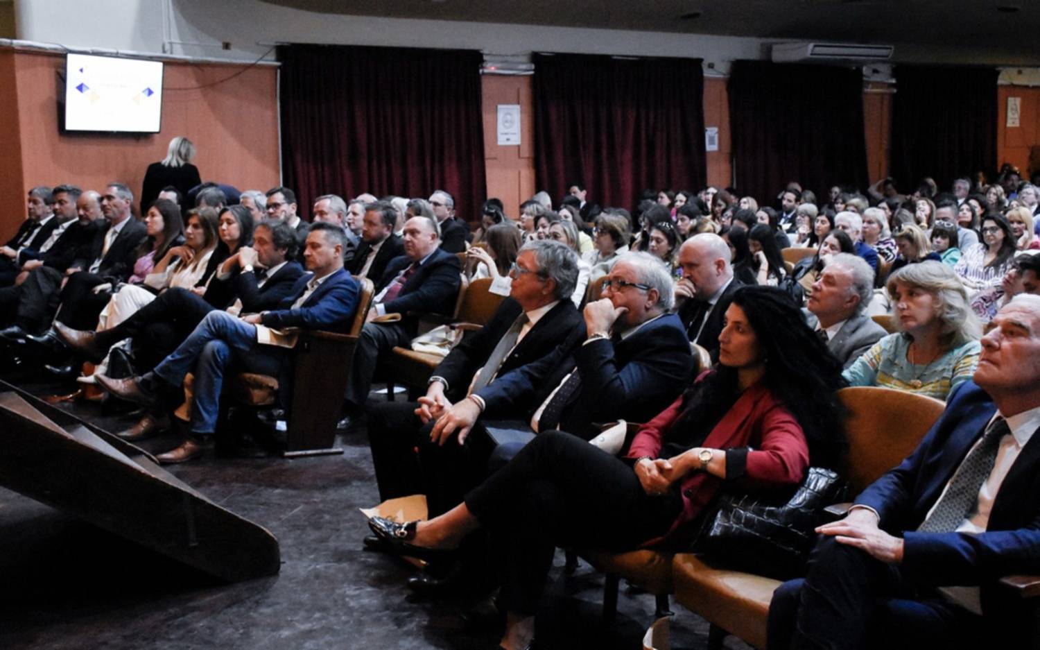  Jornada en Defensa de la Ley de Honorarios en La Plata: "Sin abogados y abogadas, no hay acceso a la justicia"