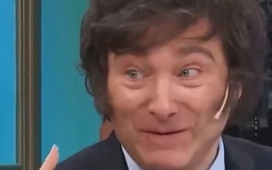 Elecciones 2023.- Alberto Fernández dijo que en el mundo a Milei lo ven "como a alguien que no está bien"