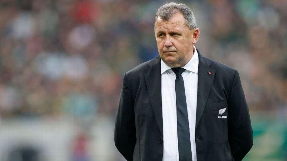 En Nueva Zelanda, el técnico dispuso los ingresos de Samuel Whitelock y del wing Mark Tele’a