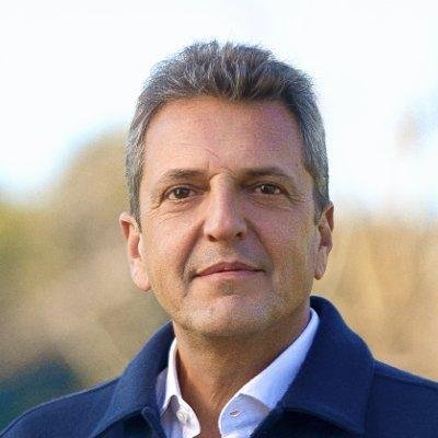 Massa: remontar ante la pesada carga de la economía