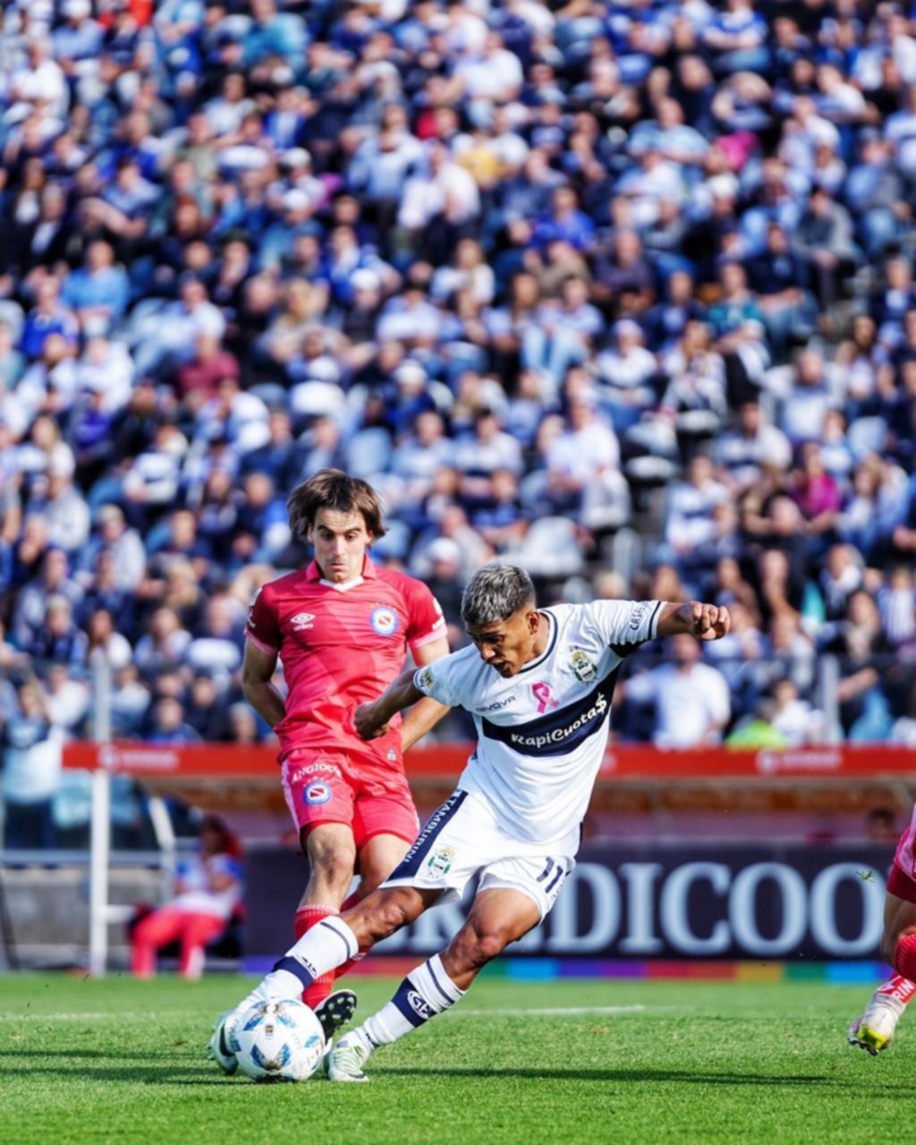 Gimnasia vs Argentinos.- Uno por uno: el boletín de calificaciones de los jugadores del Lobo