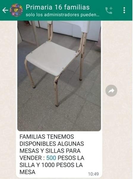 Denuncia en una escuela por la venta de mobiliario