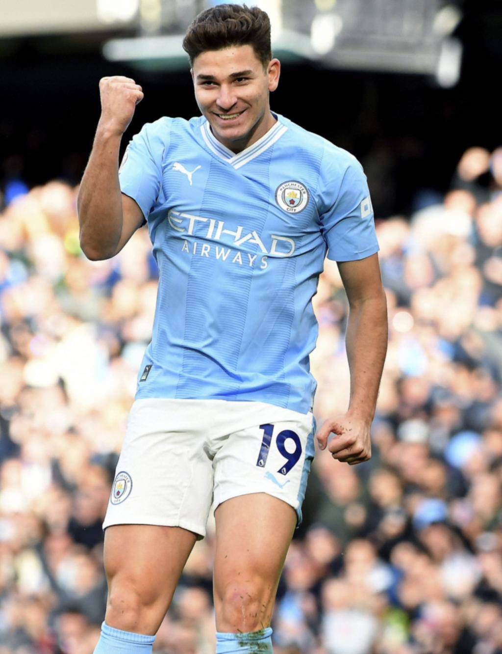 Alvarez abrió el camino de la victoria al City de Pep