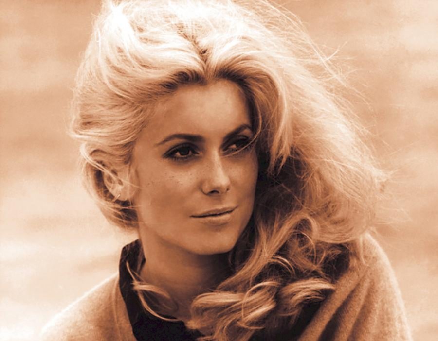 Catherine Deneuve: la rubia libre, distante y contradictoria