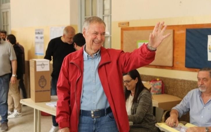 Elecciones 2023.- Votó Juan Schiaretti: "Vamos a hacer una buena elección"
