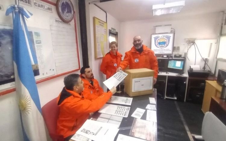 Elecciones 2023.- La Antártida también vota: cómo son los comicios en el Continente Blanco
