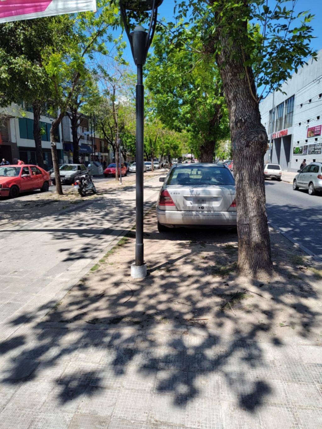Calle 13, de 54 a 59, un corredor ganado por el caos vial y el riesgo