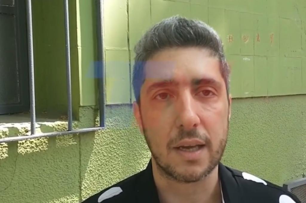 Tras el escándalo, reapareció Jey Mammón: “Siempre es lindo votar”