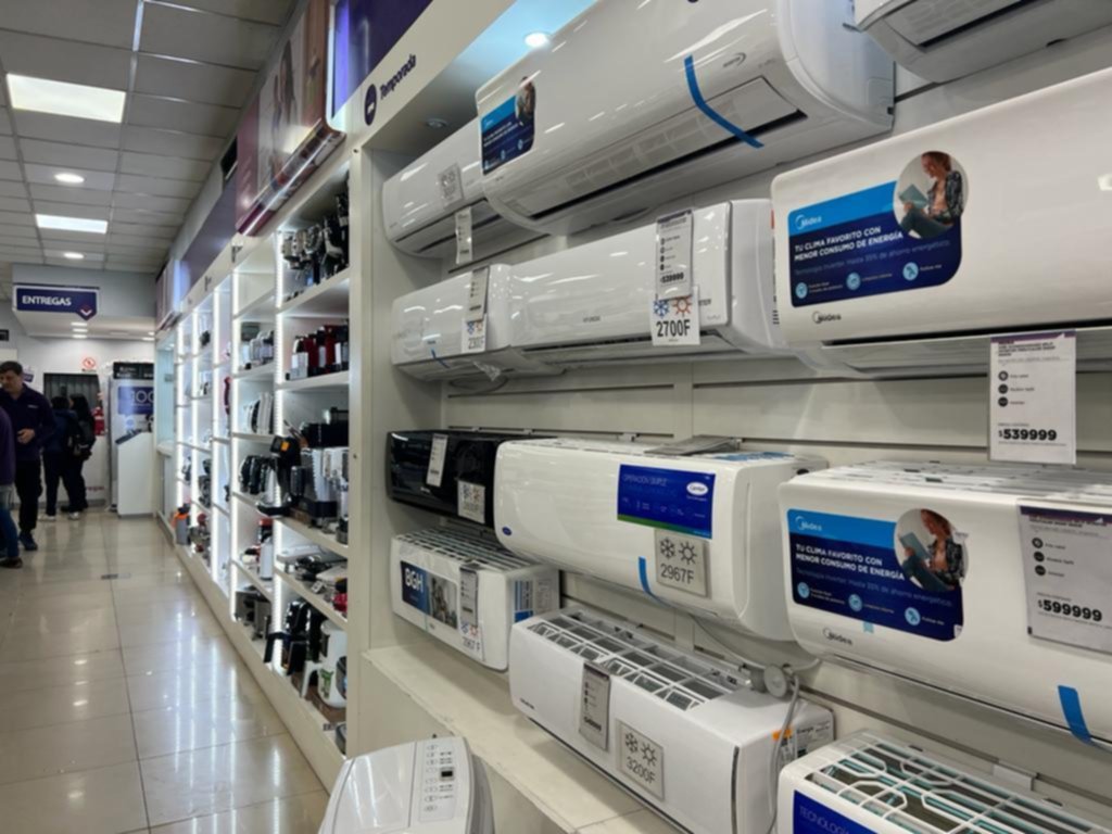 Tecnología y electrodomésticos: menos créditos y más calma en los locales