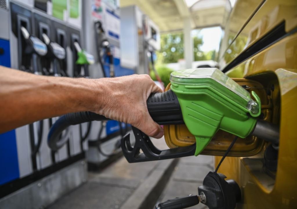YPF ajustó los precios y el litro de súper se fue a $287