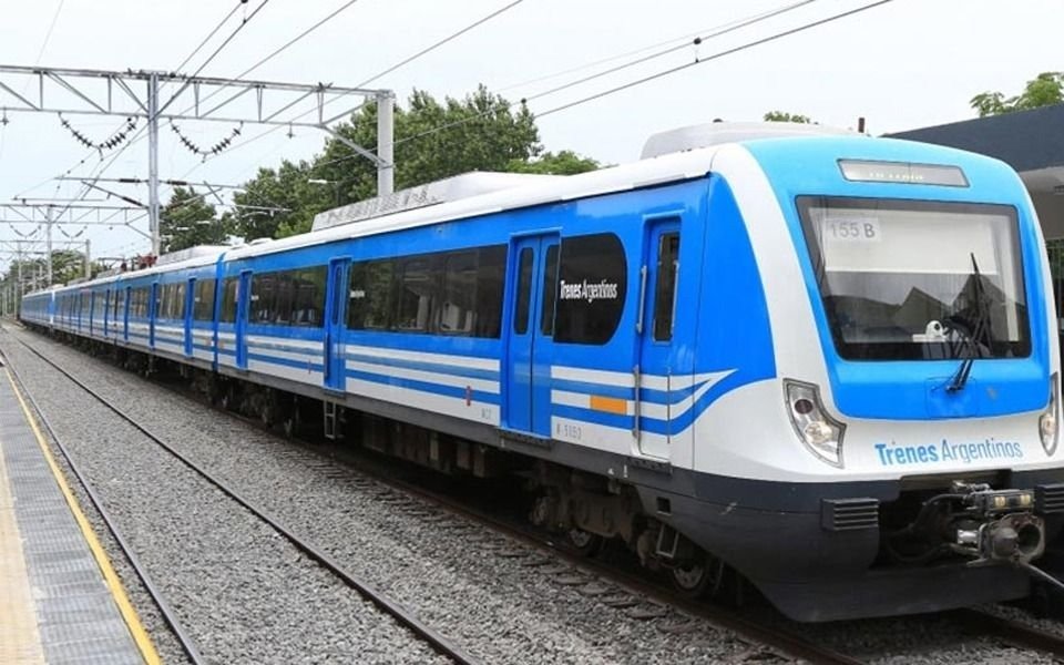 Tren Roca La Plata: se reestableció el servicio tras interrupción por accidente