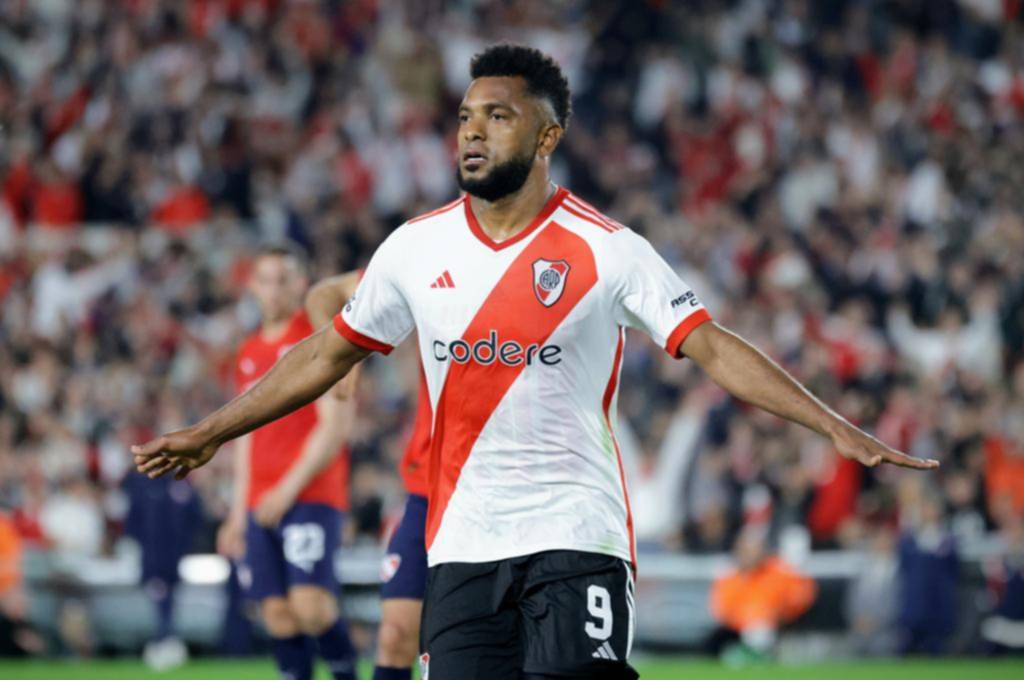 River dejó sin invicto al Rojo del Apache y se acomodó en lo más alto de su grupo