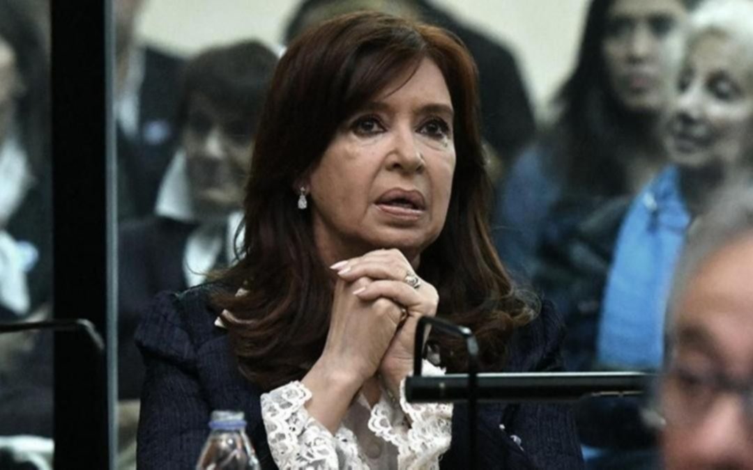 Revés para Cristina Kirchner en la causa Hotesur: Casación rechazó el pedido para anular el juicio