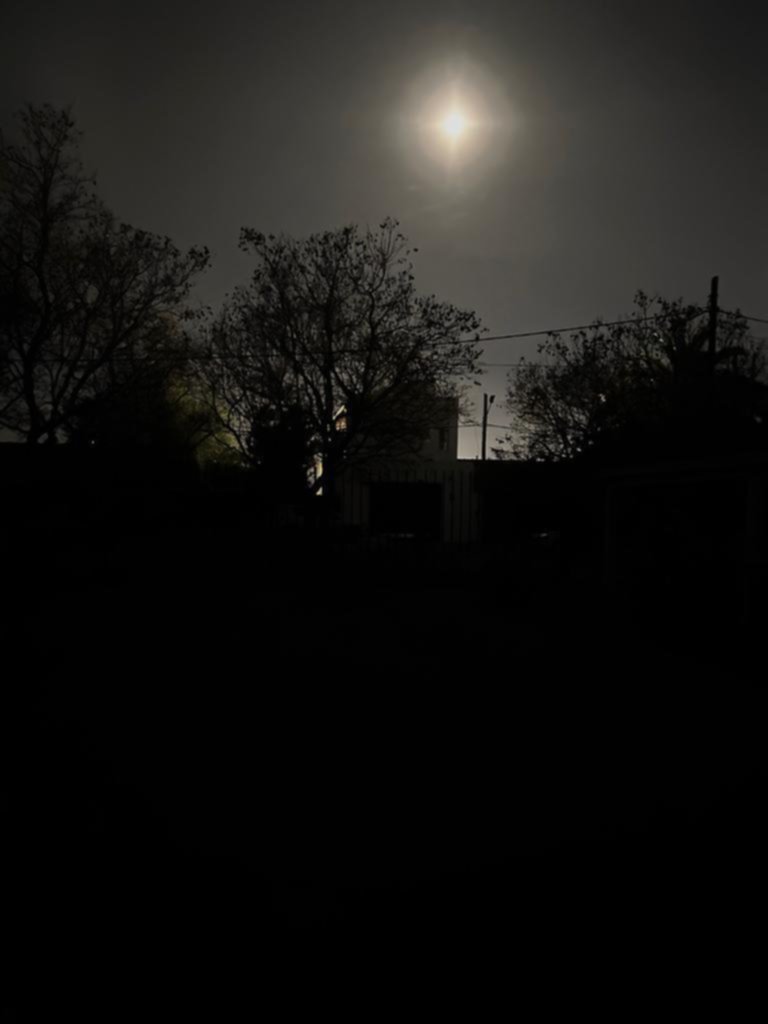 La temporada de apagones arrancó fuerte anoche en el norte platense