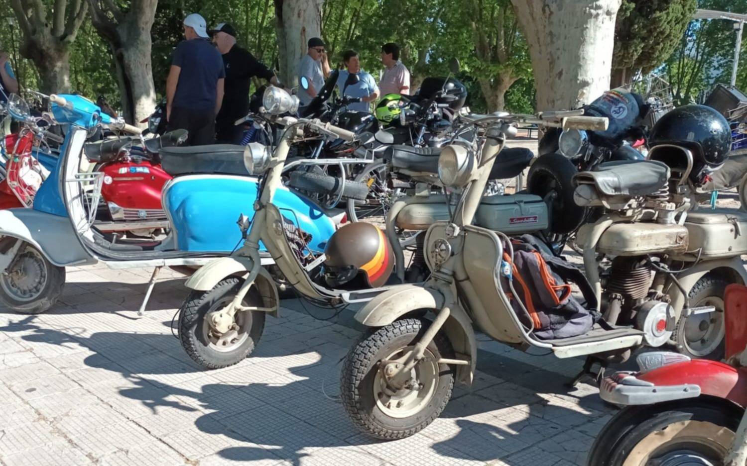 "Siambretteros" le rindieron homenaje en La Plata a la icónica moto argentina