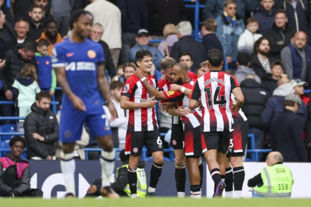 Chelsea continúa en caída libre en la Premier