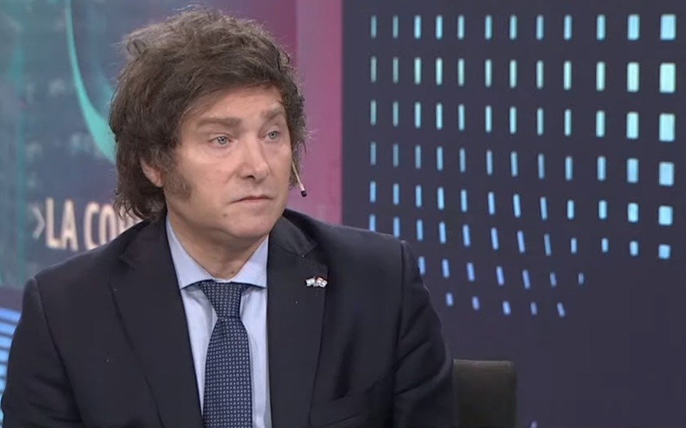 Milei señaló que el conflicto de la nafta es "una postal del futuro con Massa"