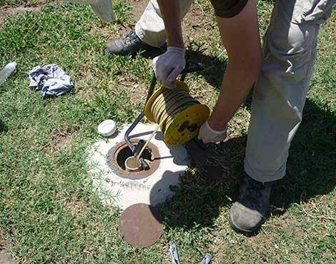 Por las napas bajas, en La Plata conseguir agua de pozo es cada vez más caro