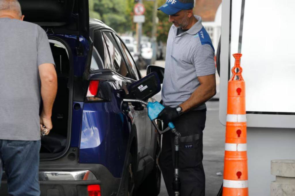 Baja la nafta: lo anunció YPF y se suman otras compañías