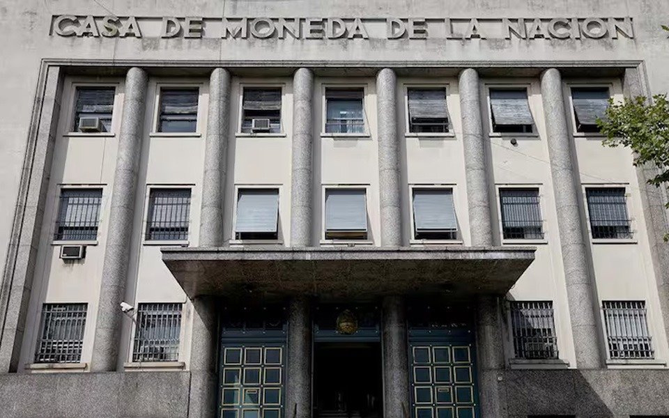 El Gobierno eliminaría por decreto la Casa de la Moneda y disolverían otros cuatro organismos
