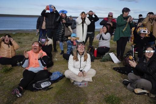 Show en el cielo: así se vivió el eclipse de Sol