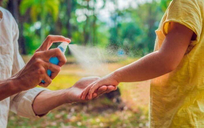 ANMAT prohíbe la venta de otro repelente para mosquitos: ¿cuál es?