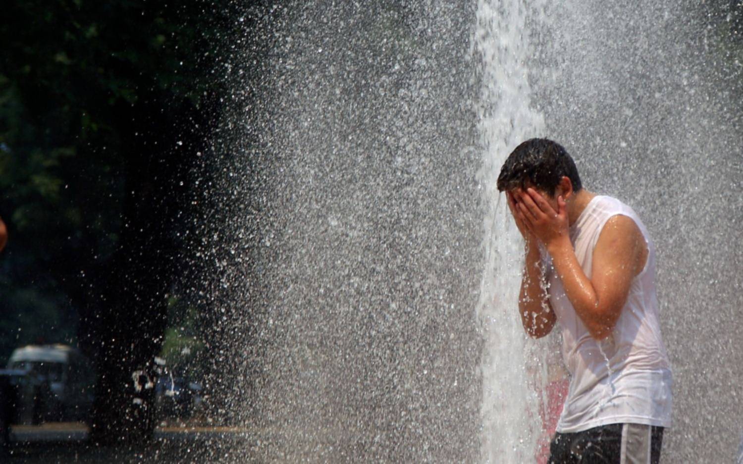 Más calor y menos lluvias en La Plata en el inicio del verano: expertos adelantan el clima que se viene en 2025
