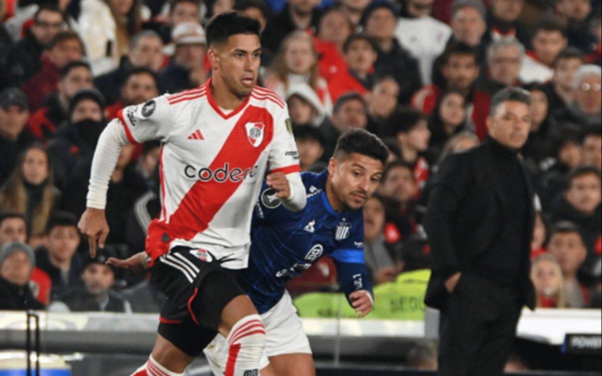 El Muñeco espera por Maxi Meza en River