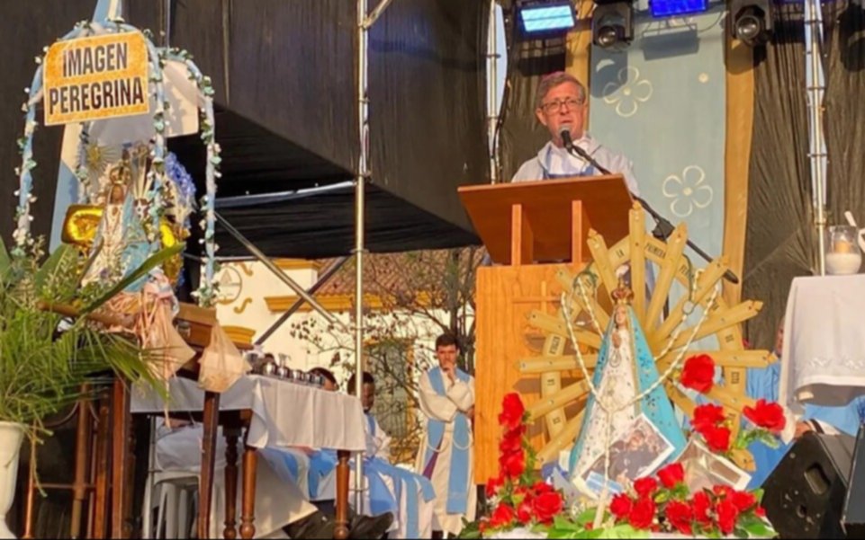 El mensaje de la Iglesia contra la pobreza y los "mediocres": "Frente al 52,9% se pusieron a buscar culpables"