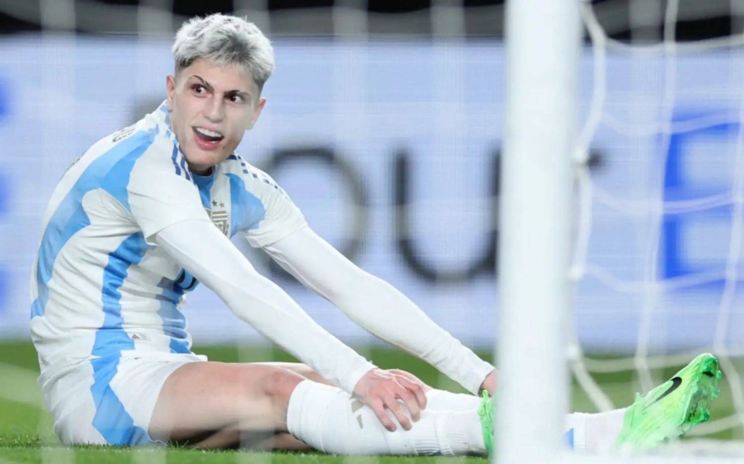 Alejandro Garnacho es otra baja para Lionel Scaloni: quién será su reemplazante en la Selección