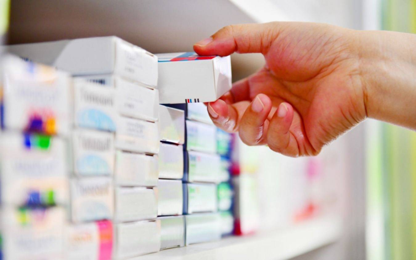El Ministerio de Salud y PAMI acuerdan reducir un 50% el costo de medicamentos especiales