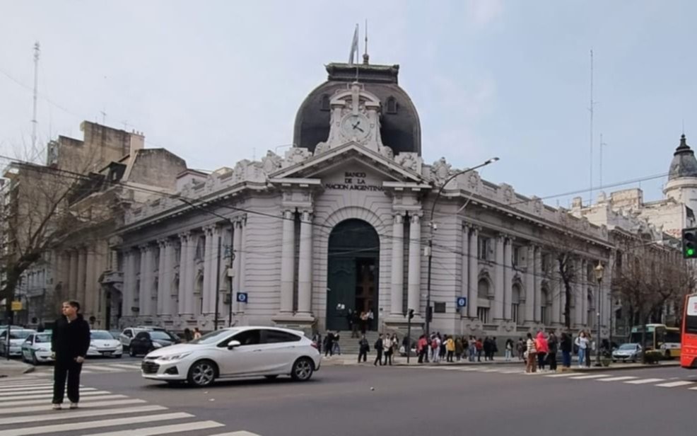 El Gobierno anunció el cierre de varias sucursales del Banco Nación