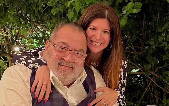 La salud de Jorge Lanata: su mujer reveló detalles sobre la cirugía intestinal y aseguró que está "sedado y sin fiebre"