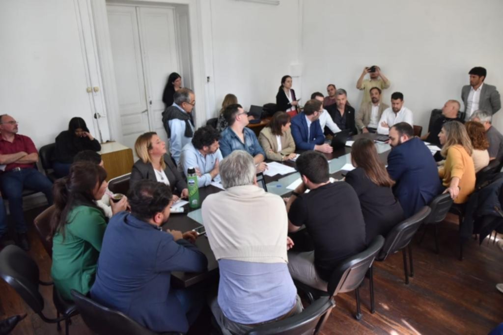 Oficializan pedido de prórroga del sistema de transporte local