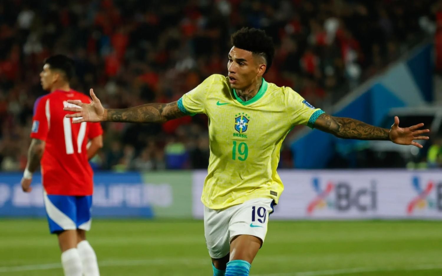 Brasil le ganó a un Chile que se hunde en la tabla