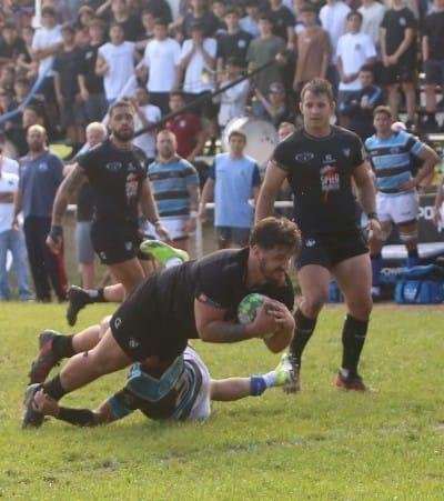 La “U” logró un triunfazo y descendió Albatros