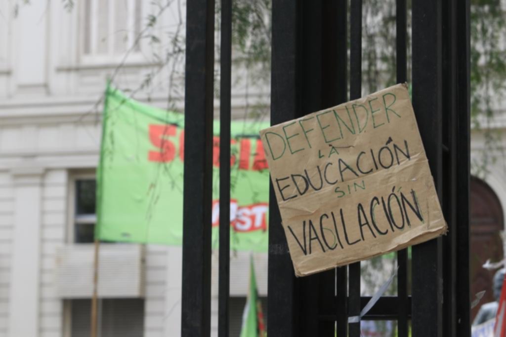 La agencia local del Conicet también salió a protestar por el veto