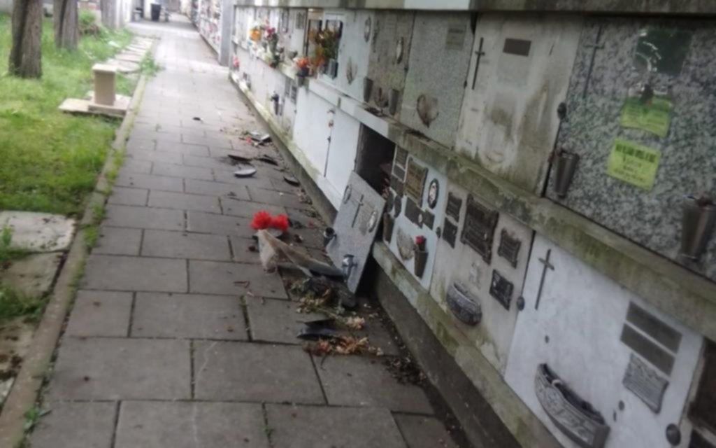 Angustia interminable en el Cementerio Municipal
