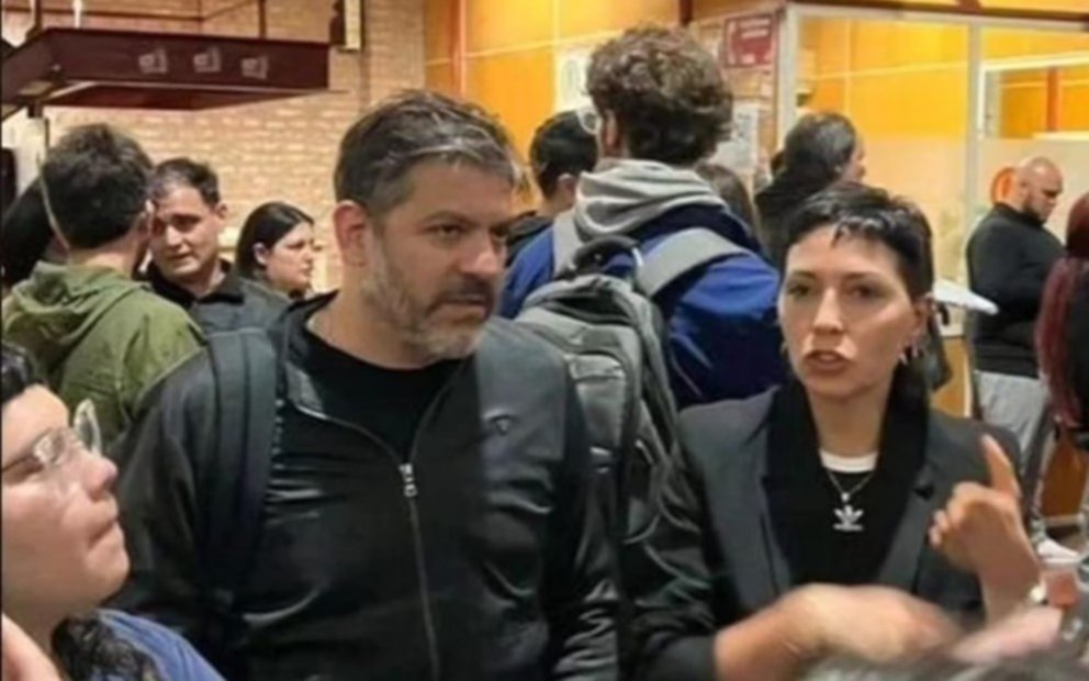 Tras incidentes, intendenta y Carlos Bianco estuvieron en la UNQ