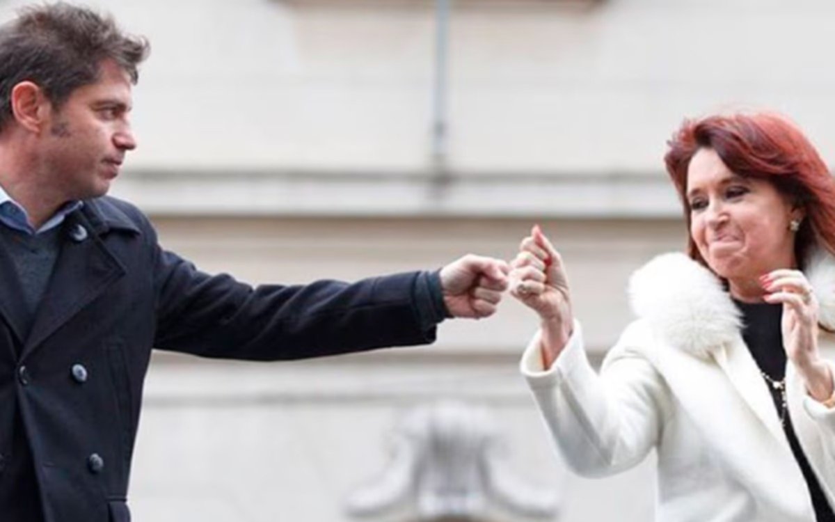 Axel Kicillof acelera con su acto y hay hermetismo sobre una cumbre