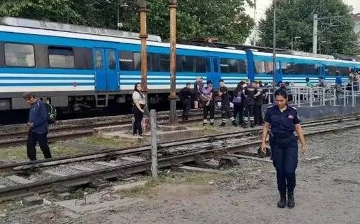 Joven murió atropellado por tren