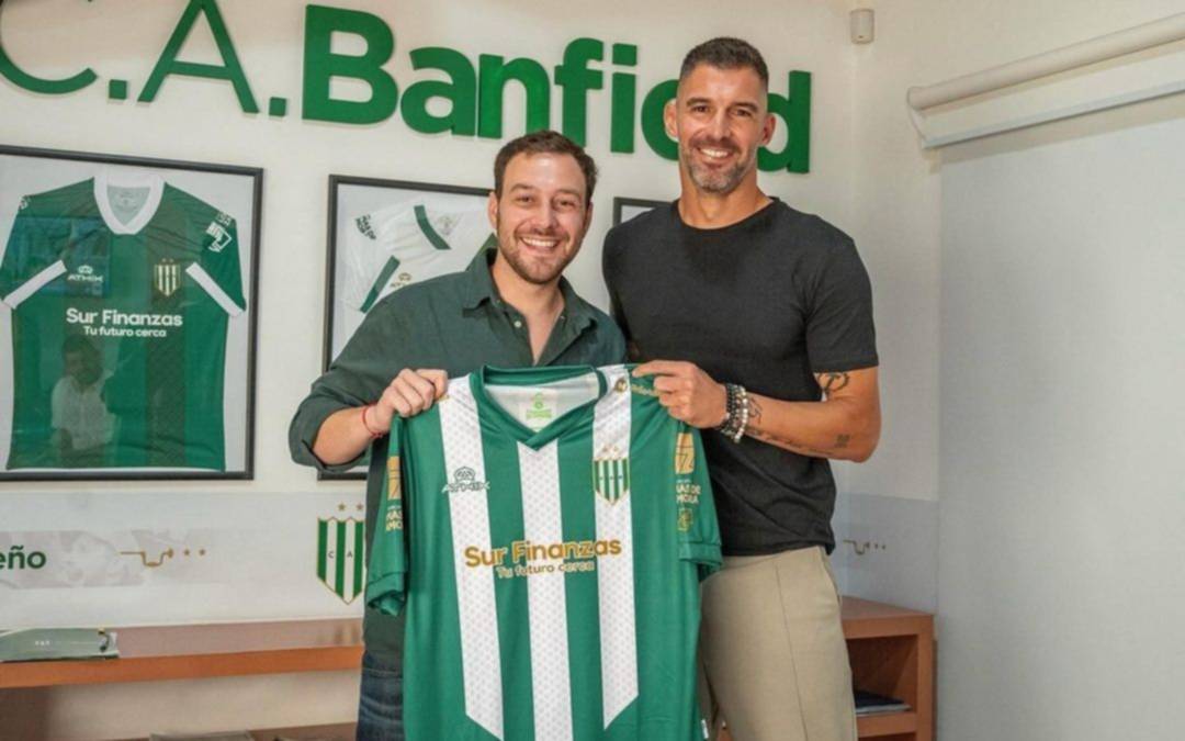 Mariano Andújar es oficialmente en nuevo mánager de Banfield: “Gracias por la confianza”