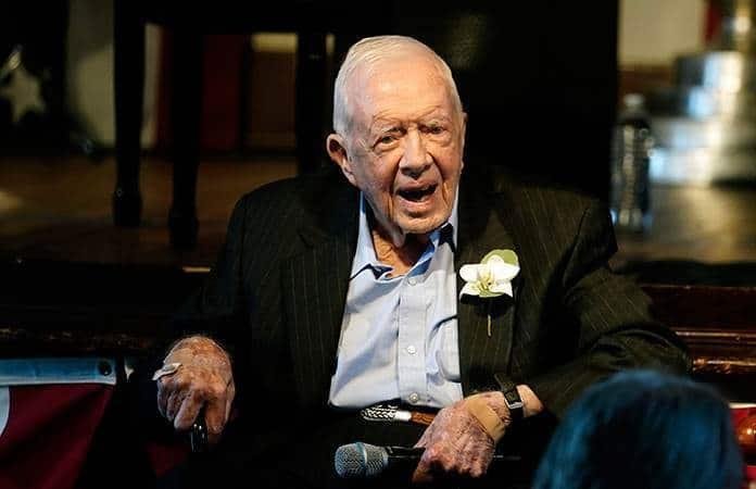 Jimmy Carter, que acaba de cumplir 100 años, se dio el gusto de votar a Harris