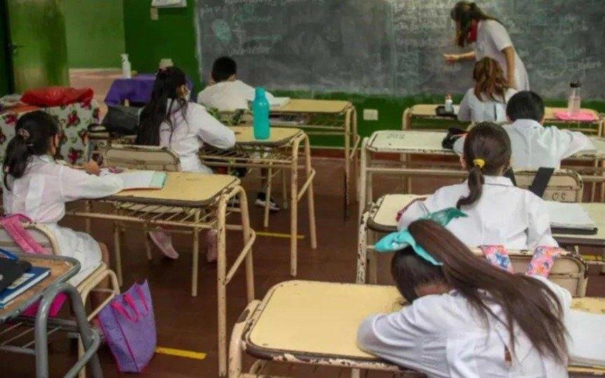 Impacto en el vínculo docente: contratos de corta duración y muchos que trabajan en más de una escuela