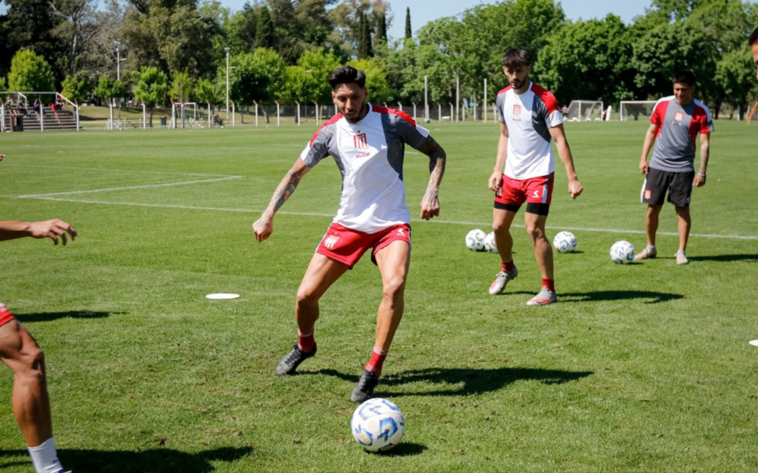 Estudiantes dio a conocer los futbolistas convocados para recibir a Instituto en UNO