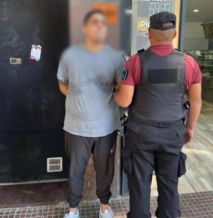 Millonario “cuento del tío” a una abuela: la acompañaron al banco