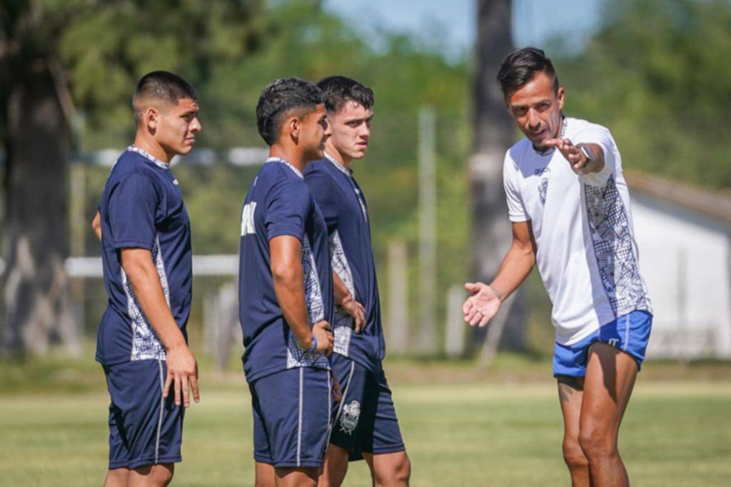 La Reserva defiende la punta ante Racing